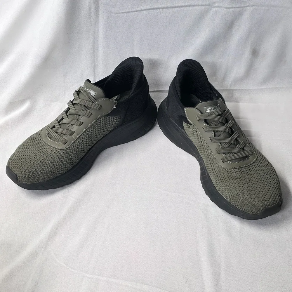 Skechers Bob's Slip-Ins Men's Green SN 118309 Size 8.5